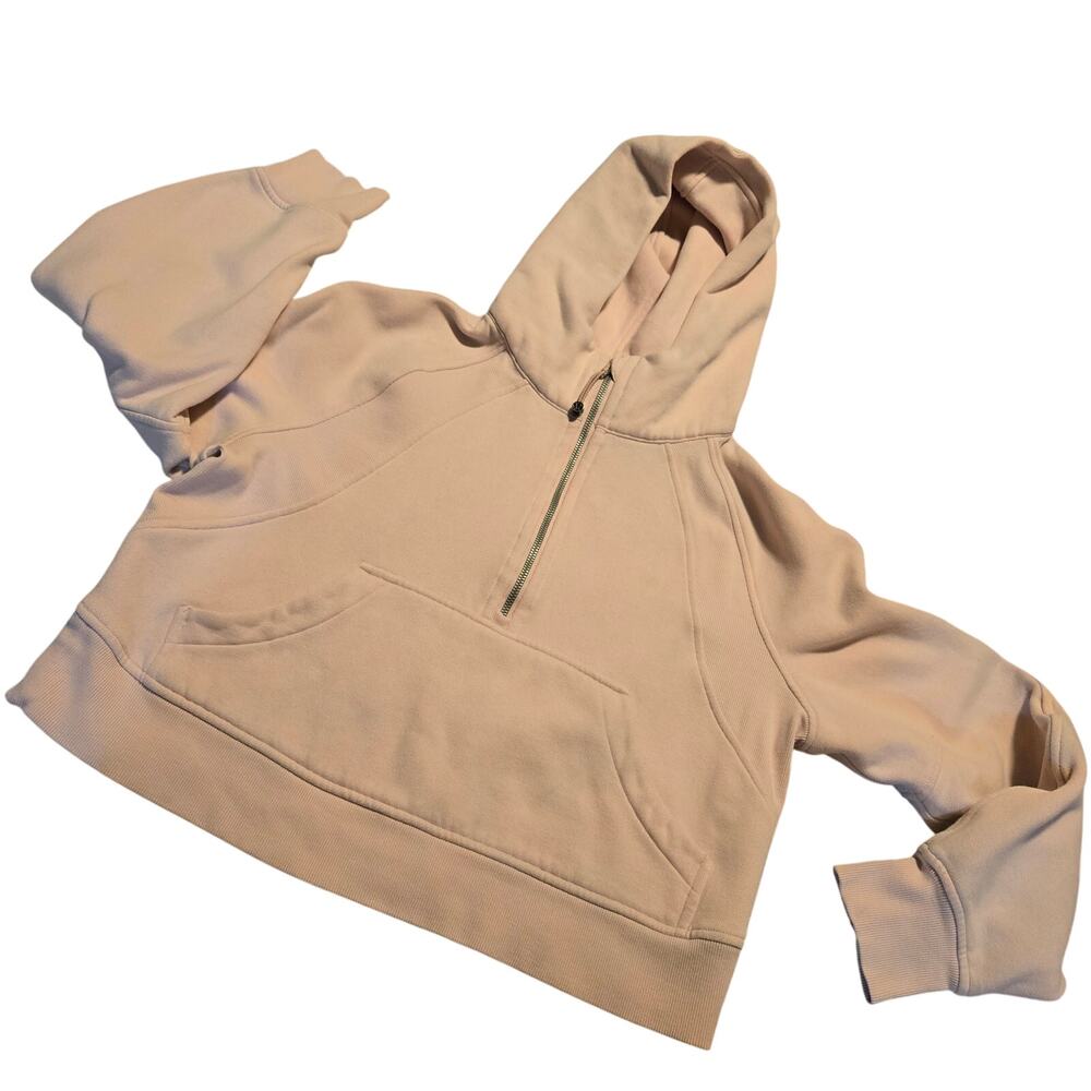 This is a lululemon Women's Scuba Oversized Half-Zip Hoodie in a light pink xs/s
